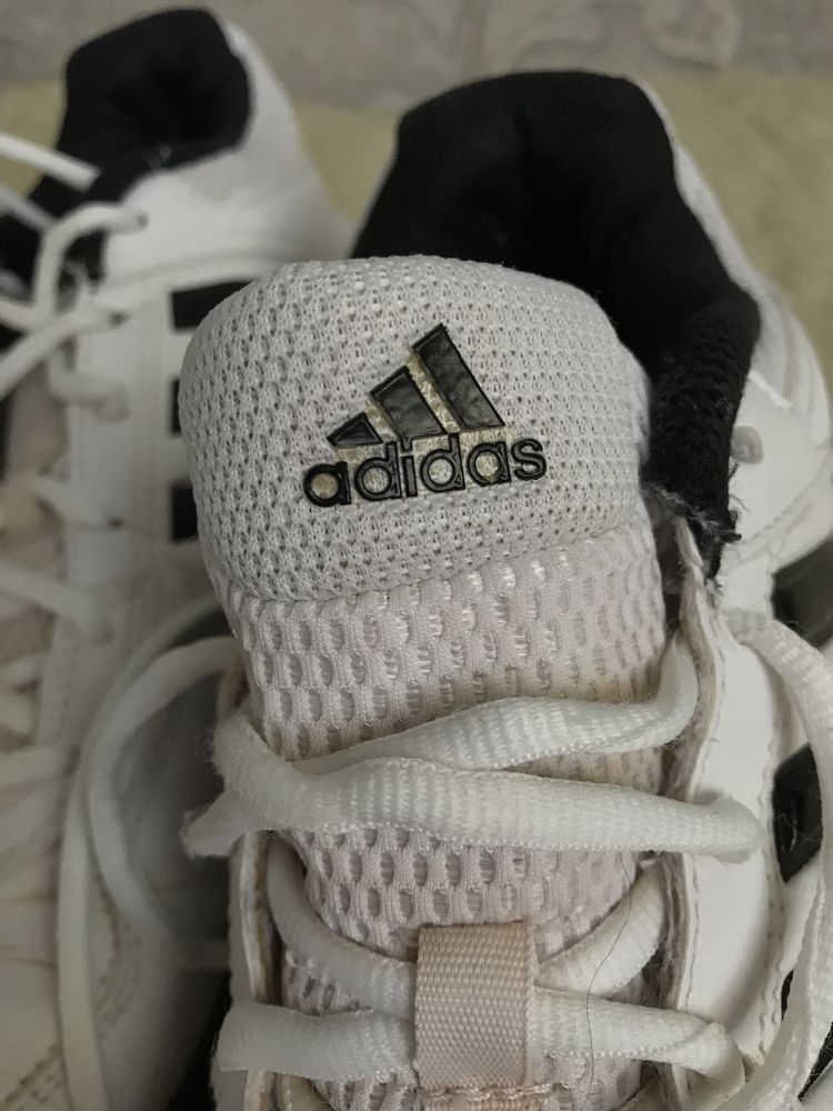 Кроссовки Adidas для волейбола, зала тенниса грунту 42,5 42 27 26,5