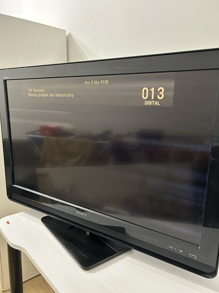 Sony bravia kdl-40S4000 40”