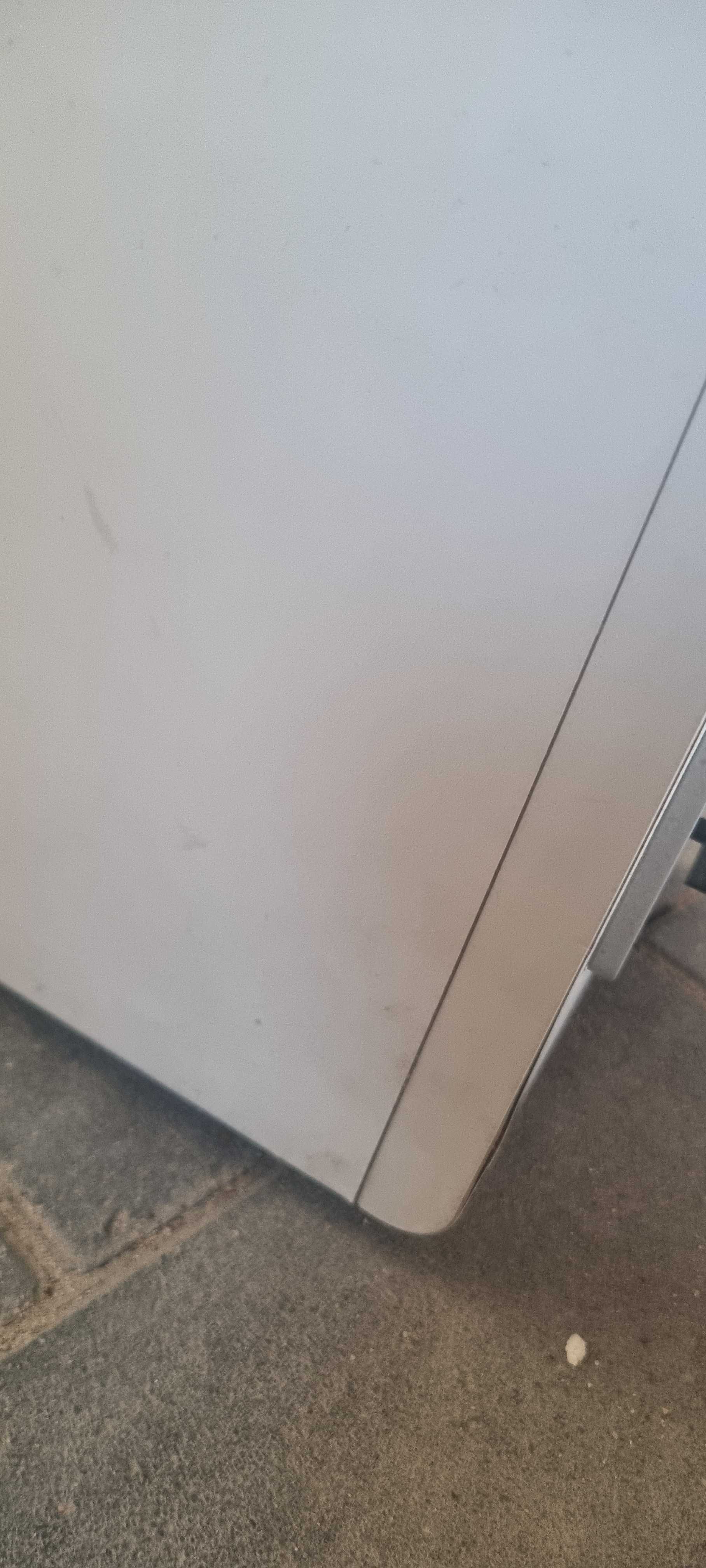 subwoofer Philips SW8000SA.