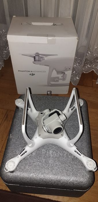 Dji phantom 4 Advanced w bdb stanie