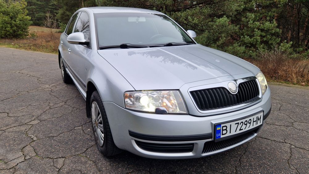 Автомобиль Skoda Superb
