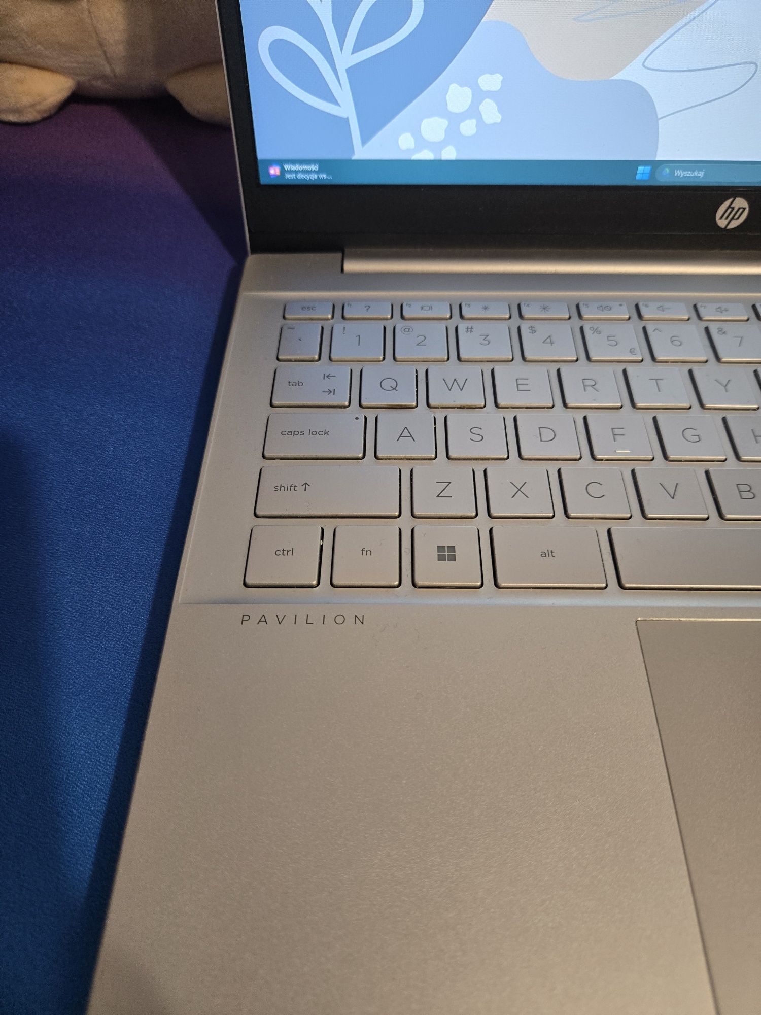 Laptop biurowy HP14 I5 1235u/16gb ram/512gb ssd