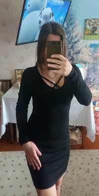 Сексуальна чорна сукня розмір М.