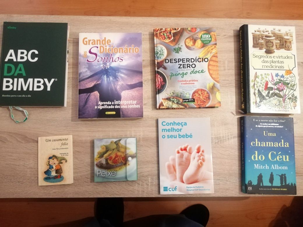 Vários livros para venda