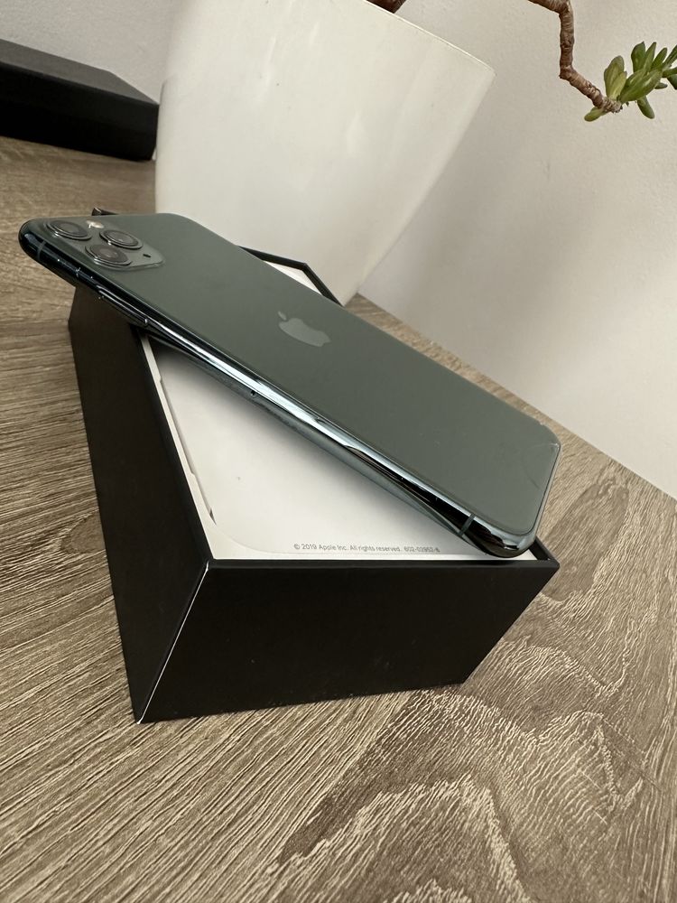 iPhone  11 Pro Max 64GB MidnightGreen