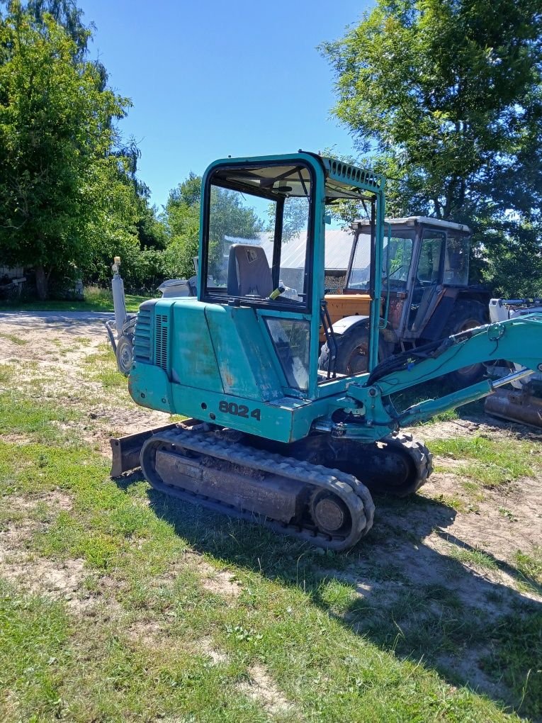 Minikoparka jcb 8024 99r
