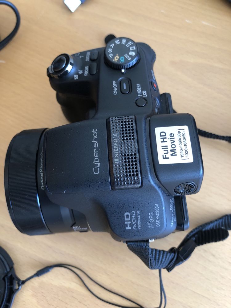 Sony Cyber Shot DSC - HX200V