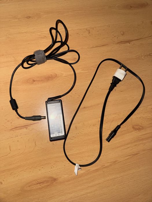 Зарядка для живлення ноутбука lenovo think pad t420