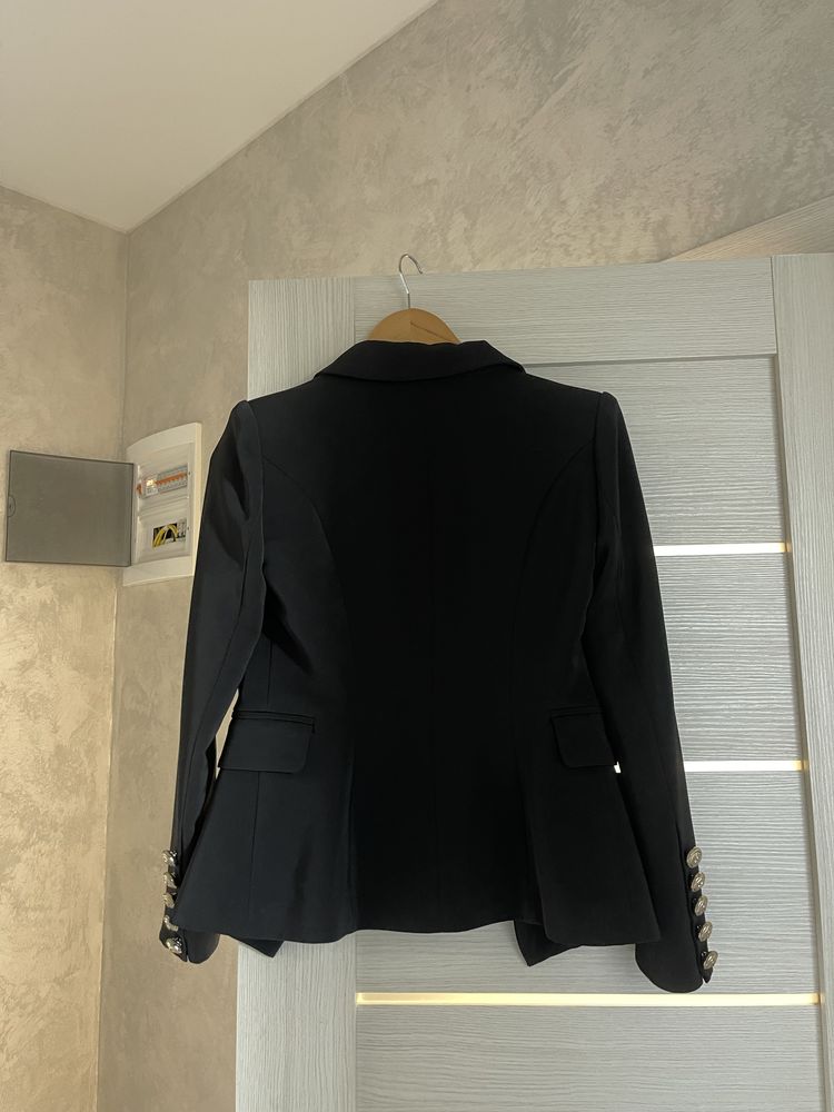 Чорний Піджак Balmain XS/ S