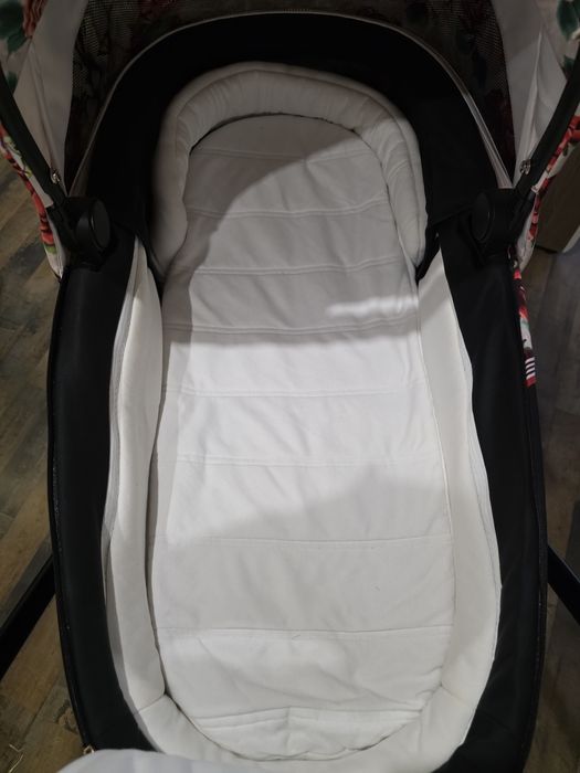 Gondola cybex Priam 4.0 spring blossom light