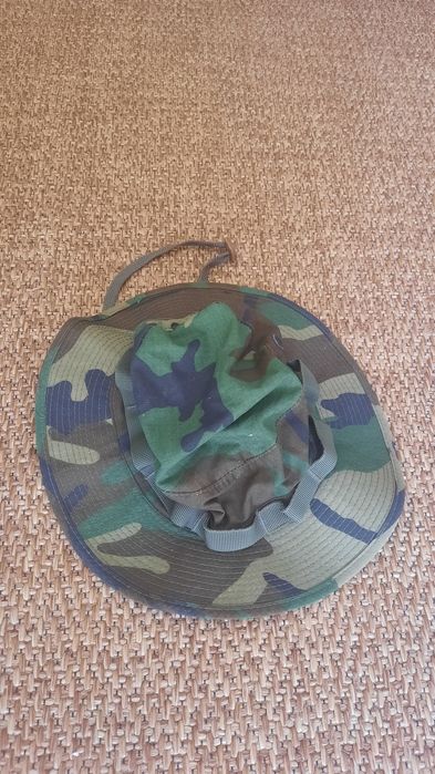 Chapéu camuflado tamanho L