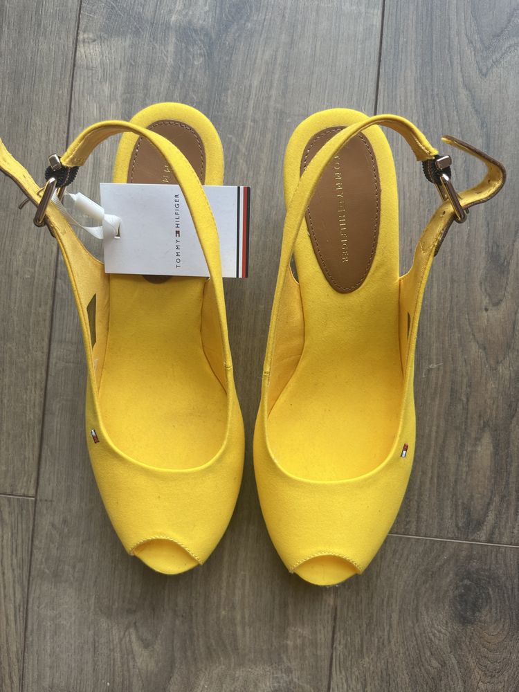 Tommy Hilfiger Jeans nowe 39 buty koturny espadryle