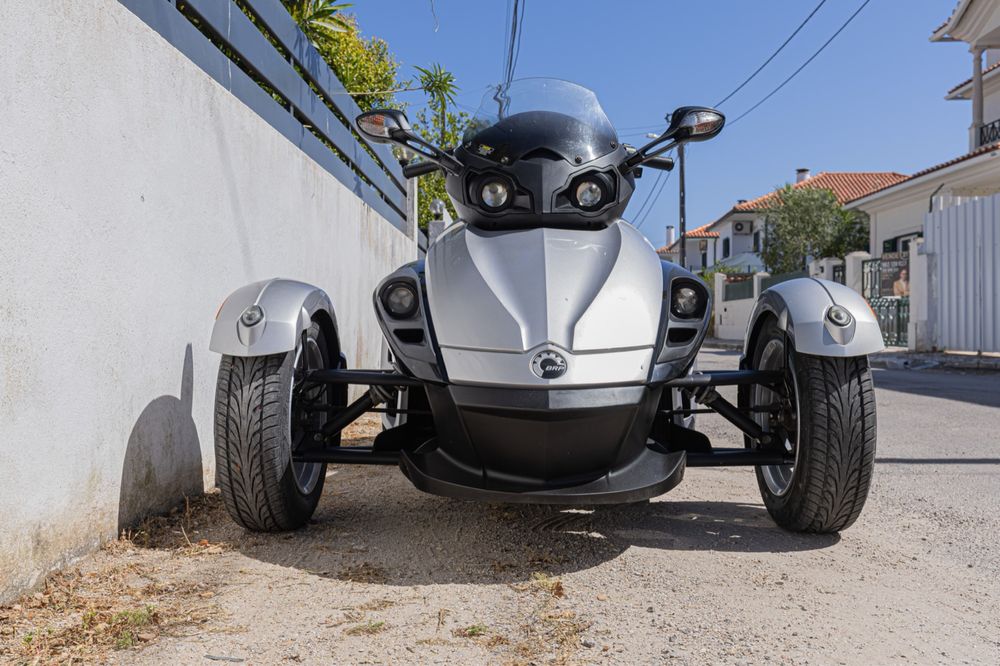 can-am spyder 990