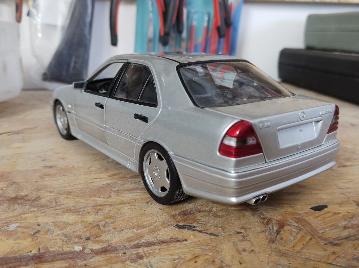 Mercedes AMG w202 1:18 UTmodels