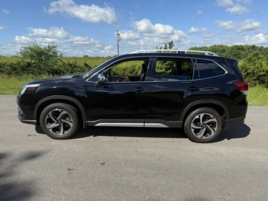 Subaru Forester Touring Crossover      2022