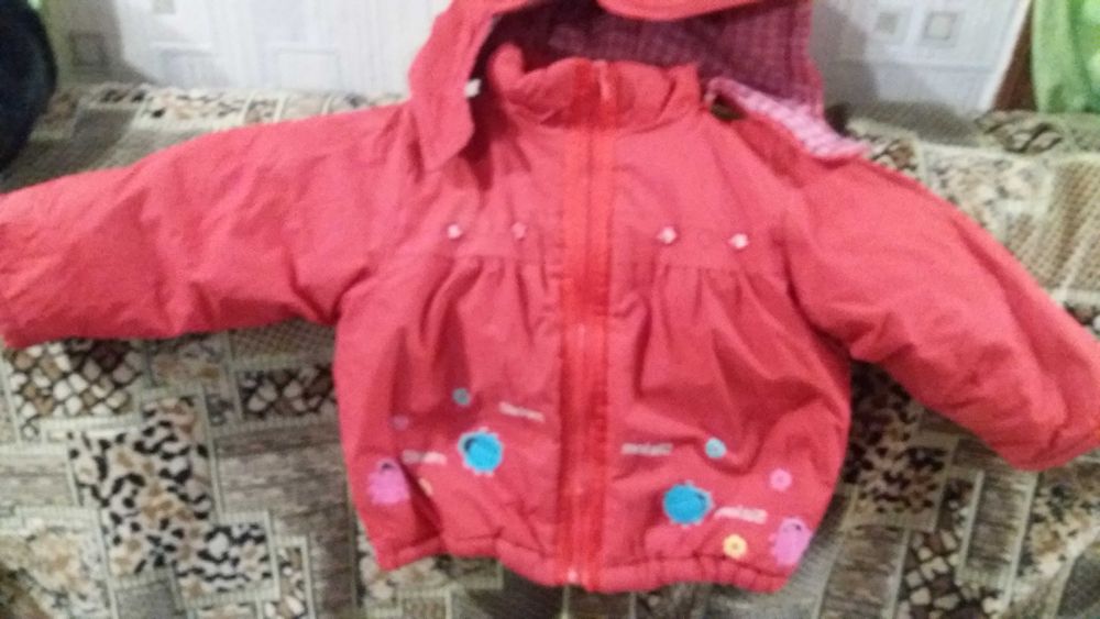 курточки зимови и демо сисонни  для дивченки
