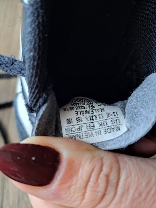 Buty chłopięce do piłki nożnej