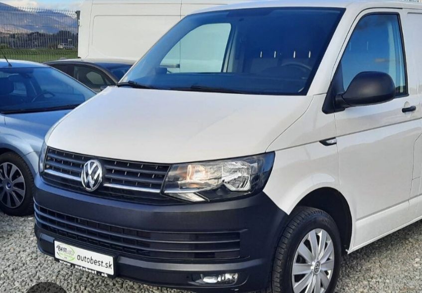 Бампер Volkswagen T6 передній