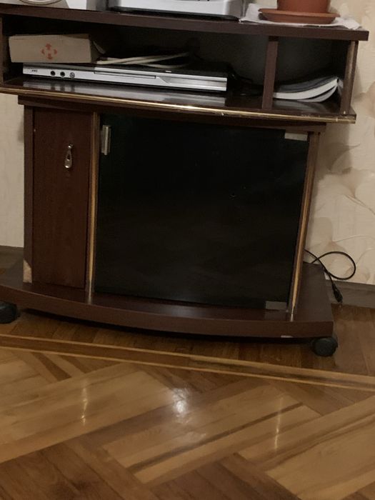 Тумбочка под телевизор