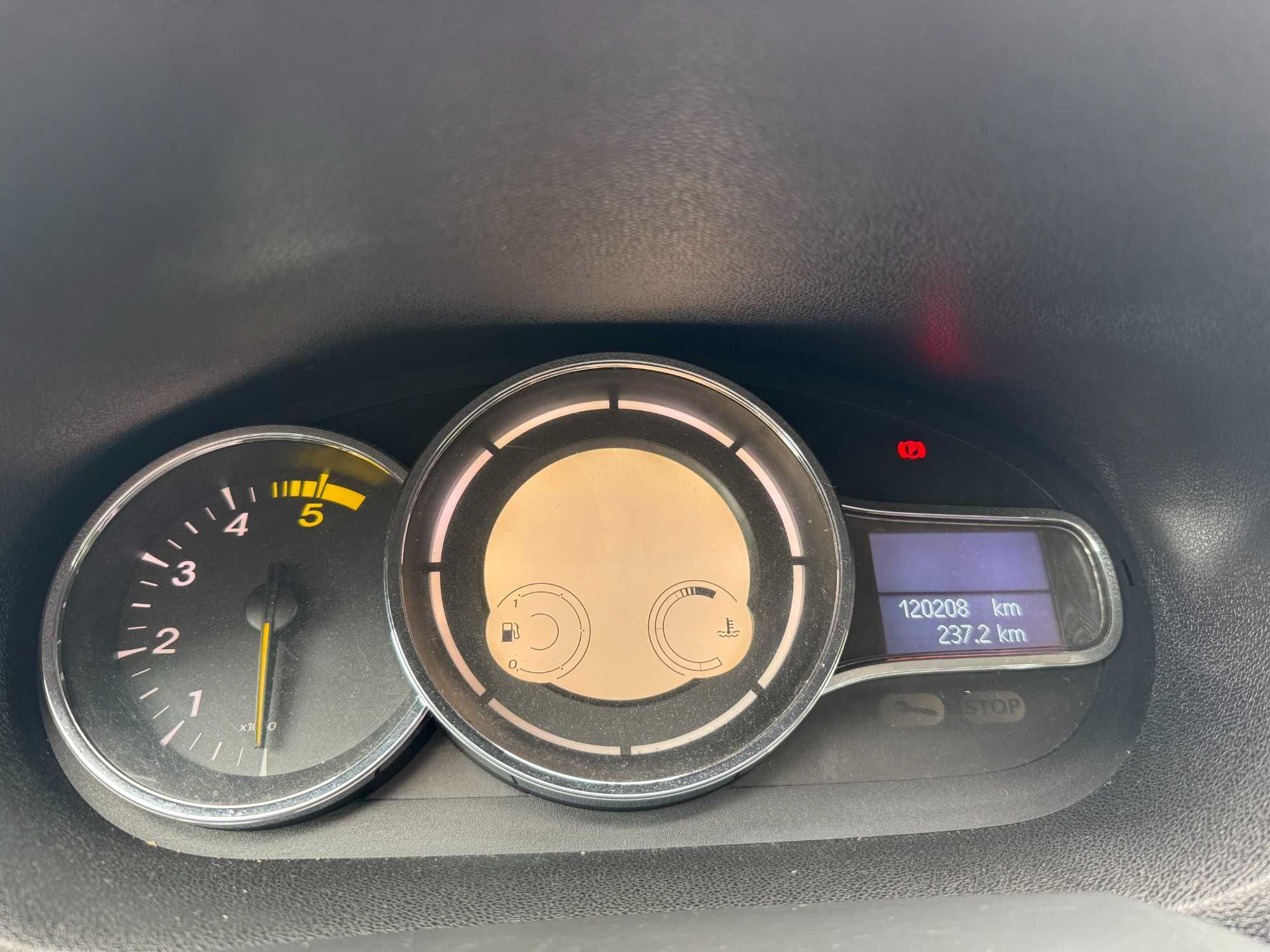 MEGANE 3 1.5 DCI COMO NOVO