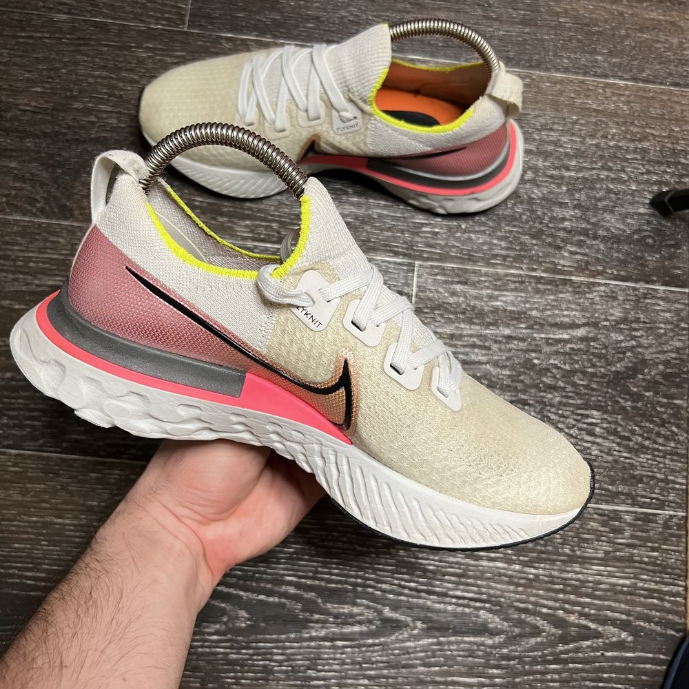 Nike React Infinity Run Flyknit оригінальні жіночі бігові кросівки най