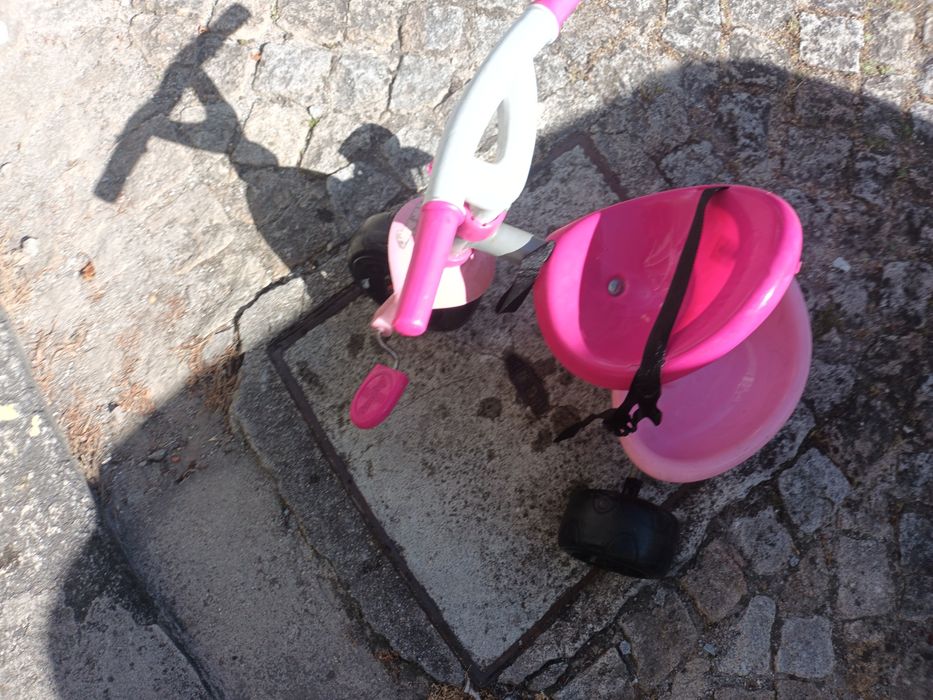 Triciclo be mov cor de rosa