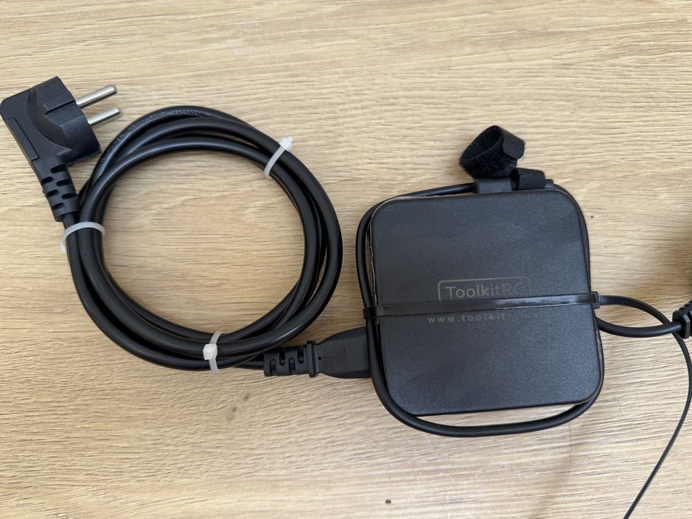 ToolkitRC M6 smart charger 150w 10A 1-6S зарядний пристрій для акумуля