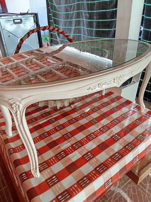 Mesa centro com vidro vintage