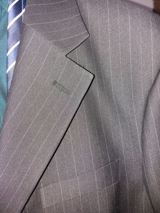 Fato italiano de homem