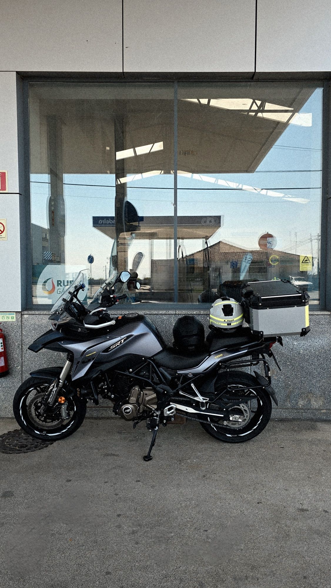 QJ Motor SRT 700 Road