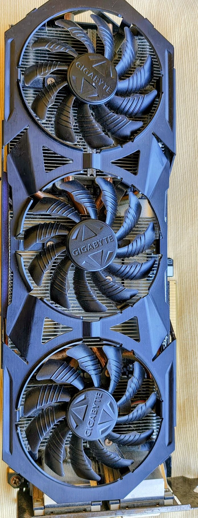Placa gráfica GTX 970 4GB DDR5