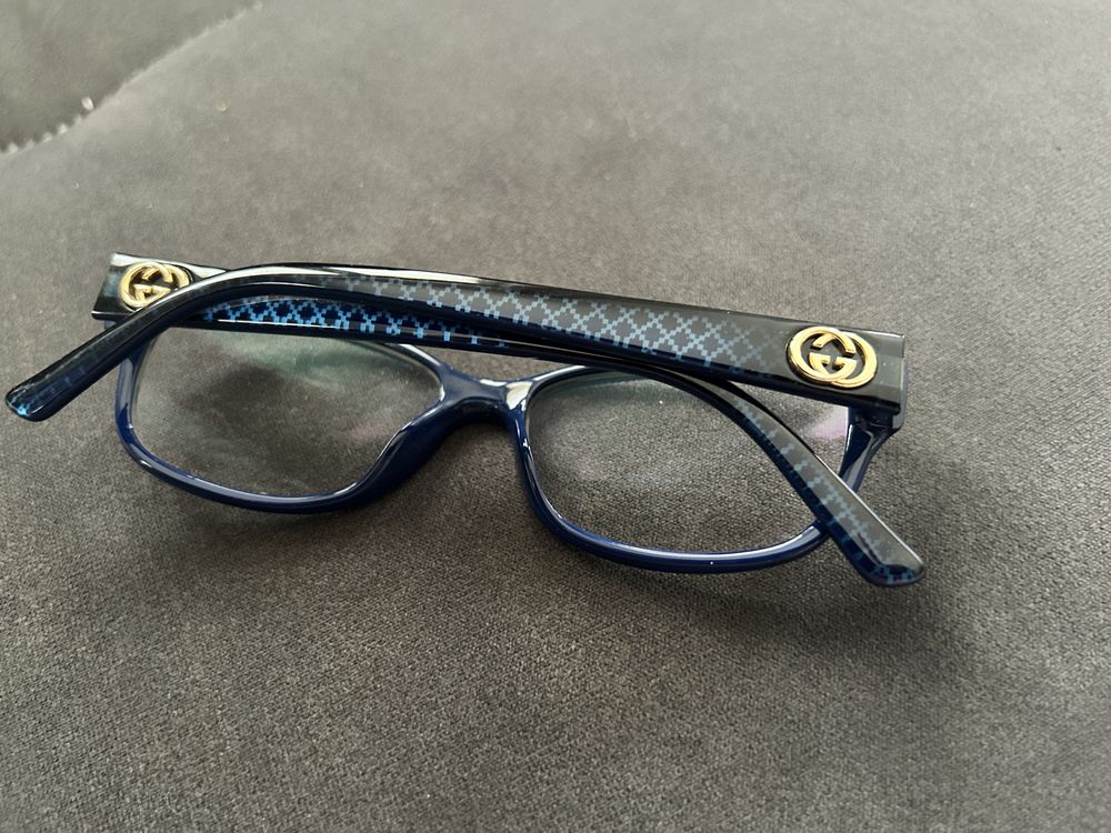 Okulary korekcyjne Gucci  na plusie 0.5 z antyrefleksem