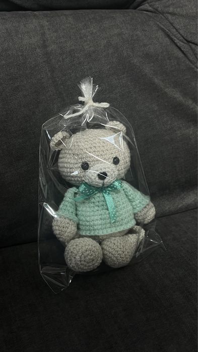 Вʼязані мішки на подарунок