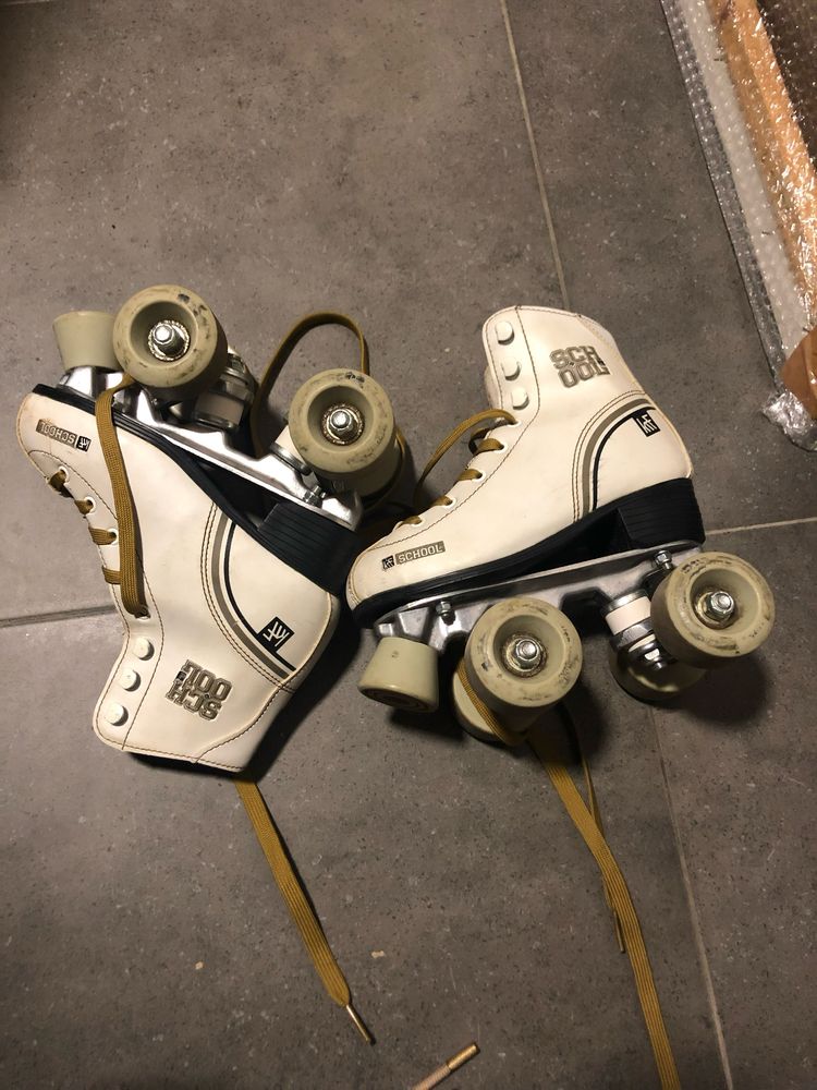 Patins nr32 como novos