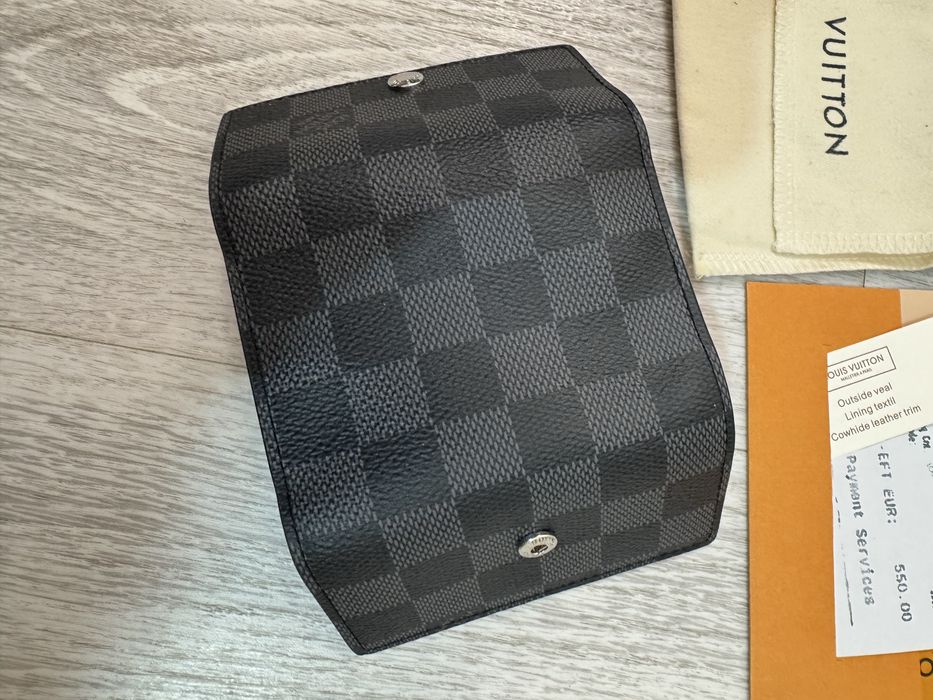 ключница Louis Vuitton Etui 6 Clés из канвы Damier Graphite.