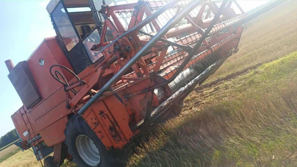 Sprzedam Kombajn Bizon Z 056!