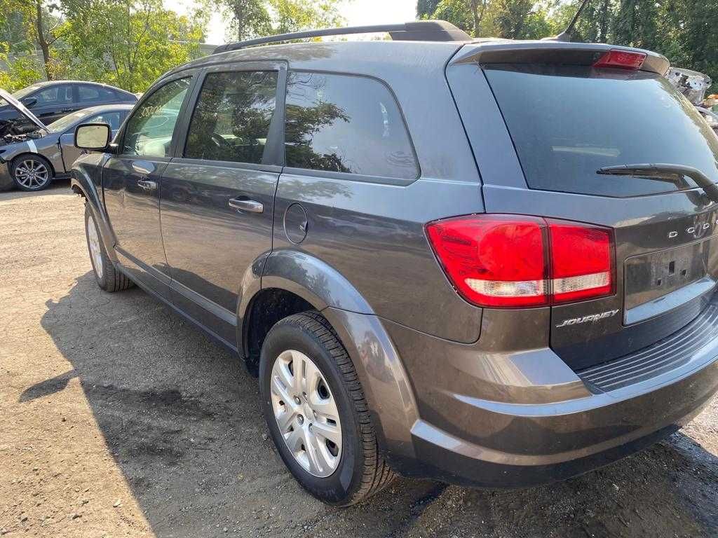 Фонарь задний в багажник правый Dodge Journey Додж Джурни Разборка