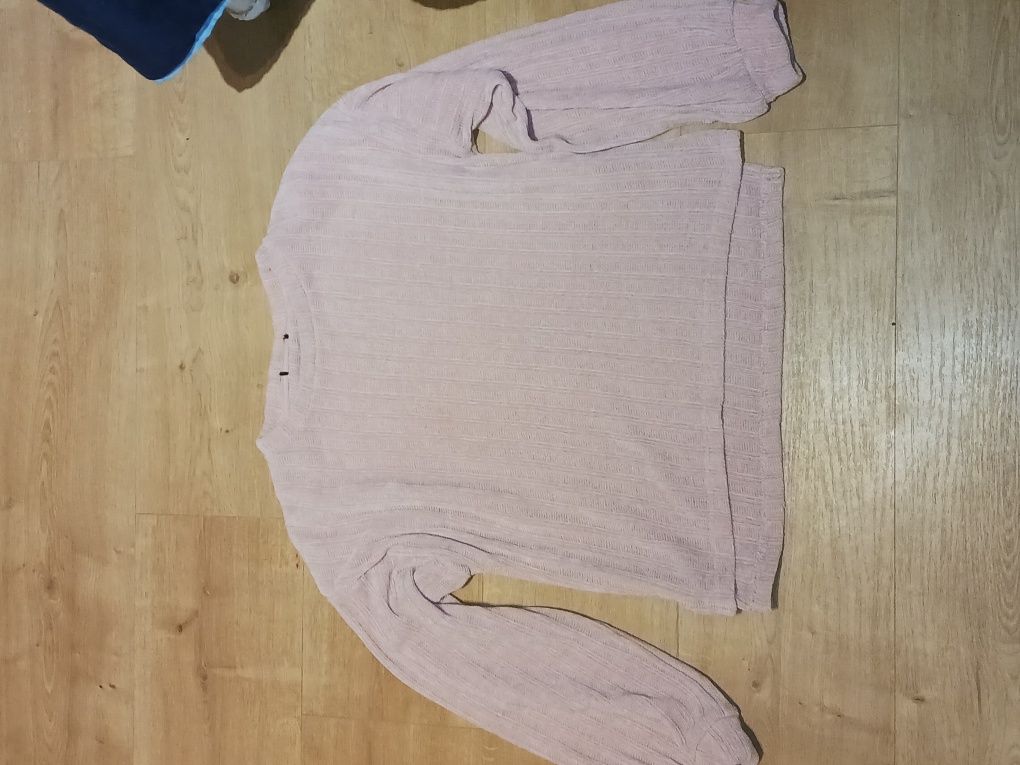 Camisola rosa em exelente estado.