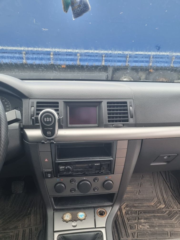 Opel Vectra C 2002 b+g 1.8