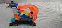 Tor Hot Wheels Rekin wraz z samochodem, JAK NOWY