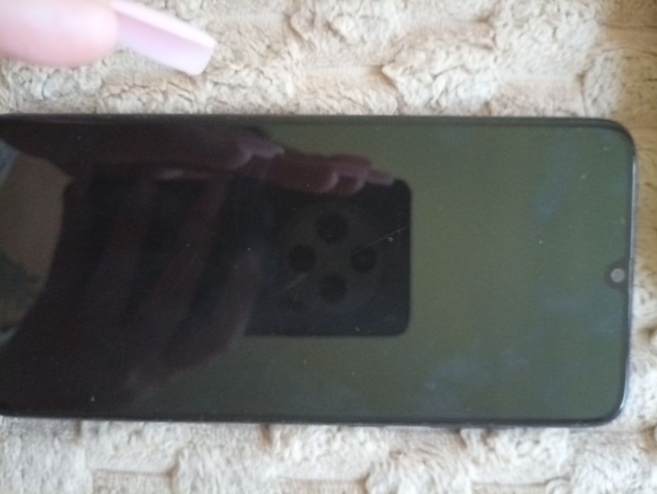 Sprzedam uszkodzony telefon Samsung A70