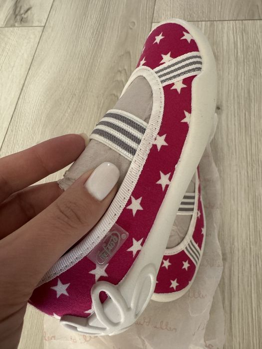 Нові капці для садочка