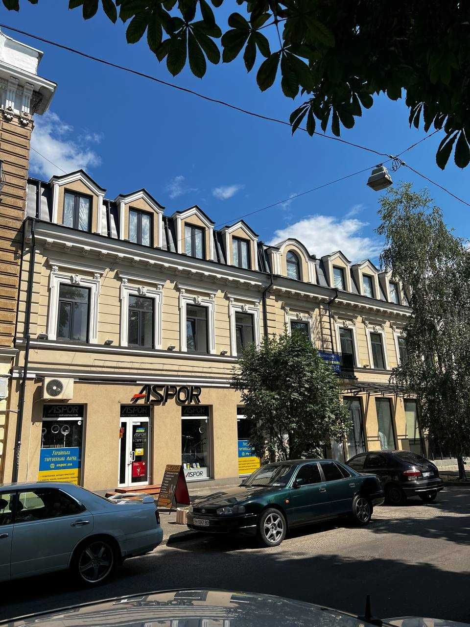 Эксклюзив! Здание на Александровском проспекте
