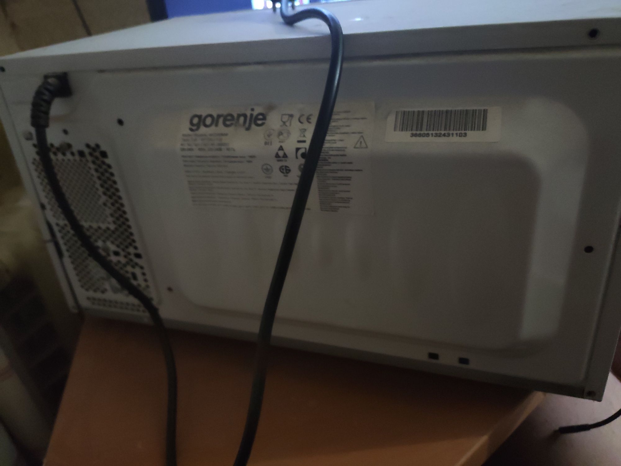 Микроволновка Gorenje MO200MW.Описание!