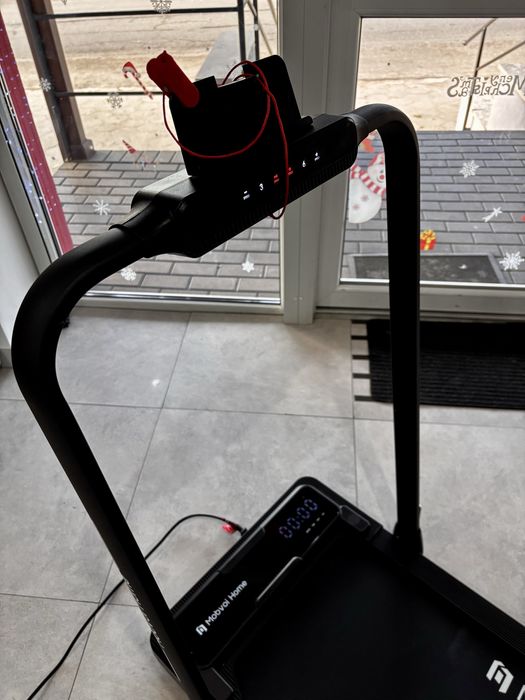 Nowa bieżnia elektryczna Mobvi Home Plus, składana.
