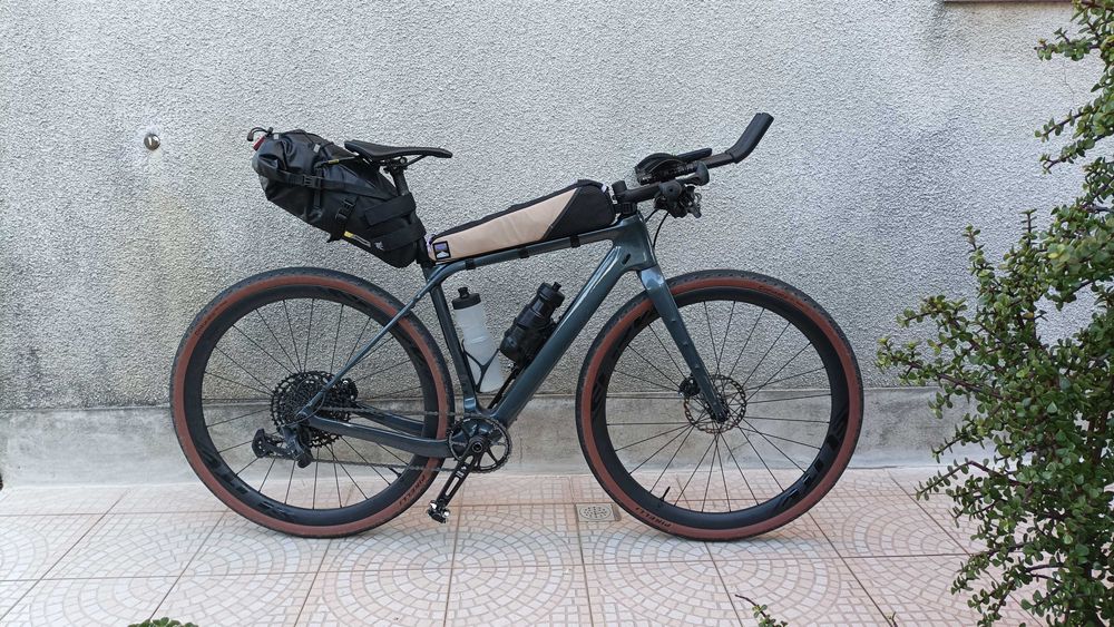 Bicicleta Gravel monoprato Sram 12V