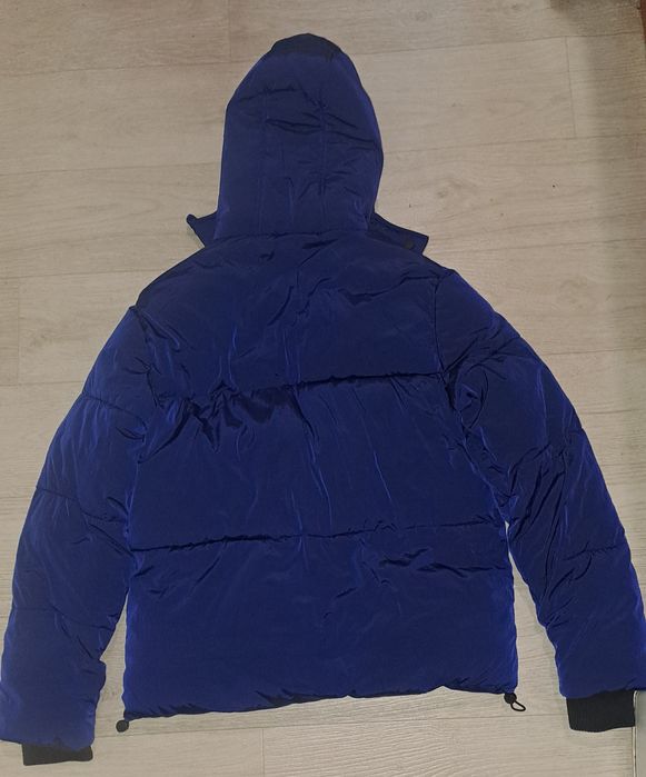 Зимова куртка 42 розмір