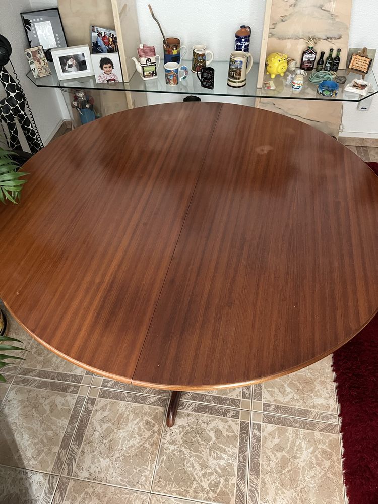 Mesa de madeira extensivel