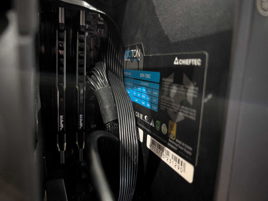 Mini komputer stacionarny Intel Core i5-13500T RTX 3060 12GB
