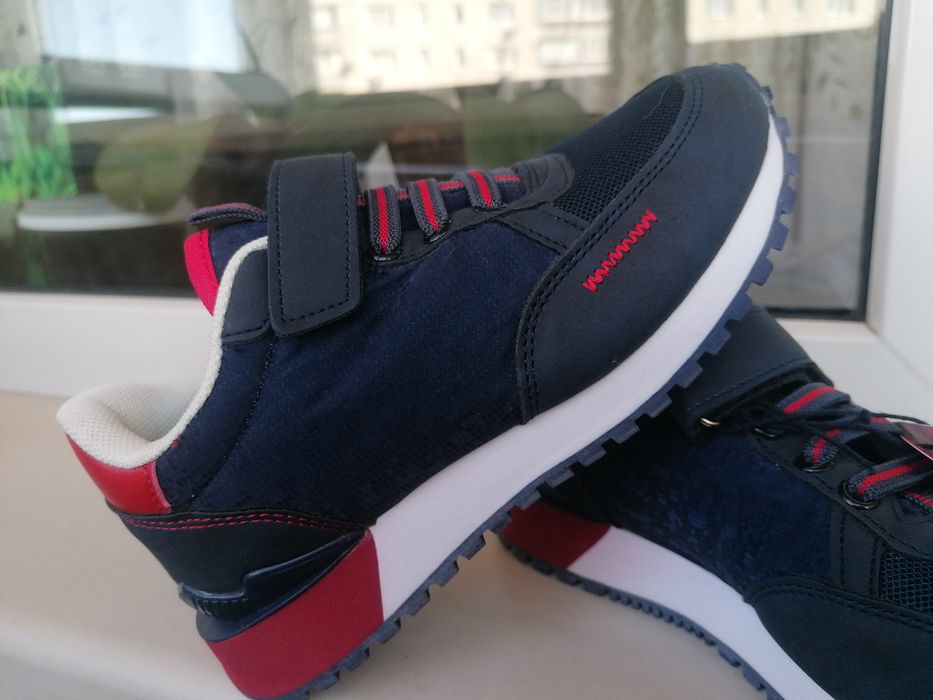 OVS kids, кросівки демісезонні 30 розмір, 19 см.